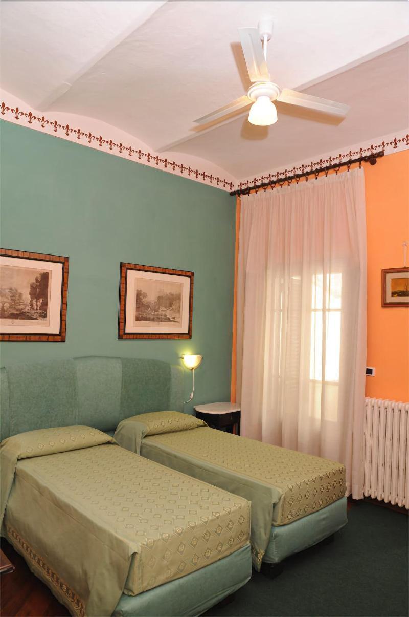 Tarussio Hotel Arezzo Exterior foto