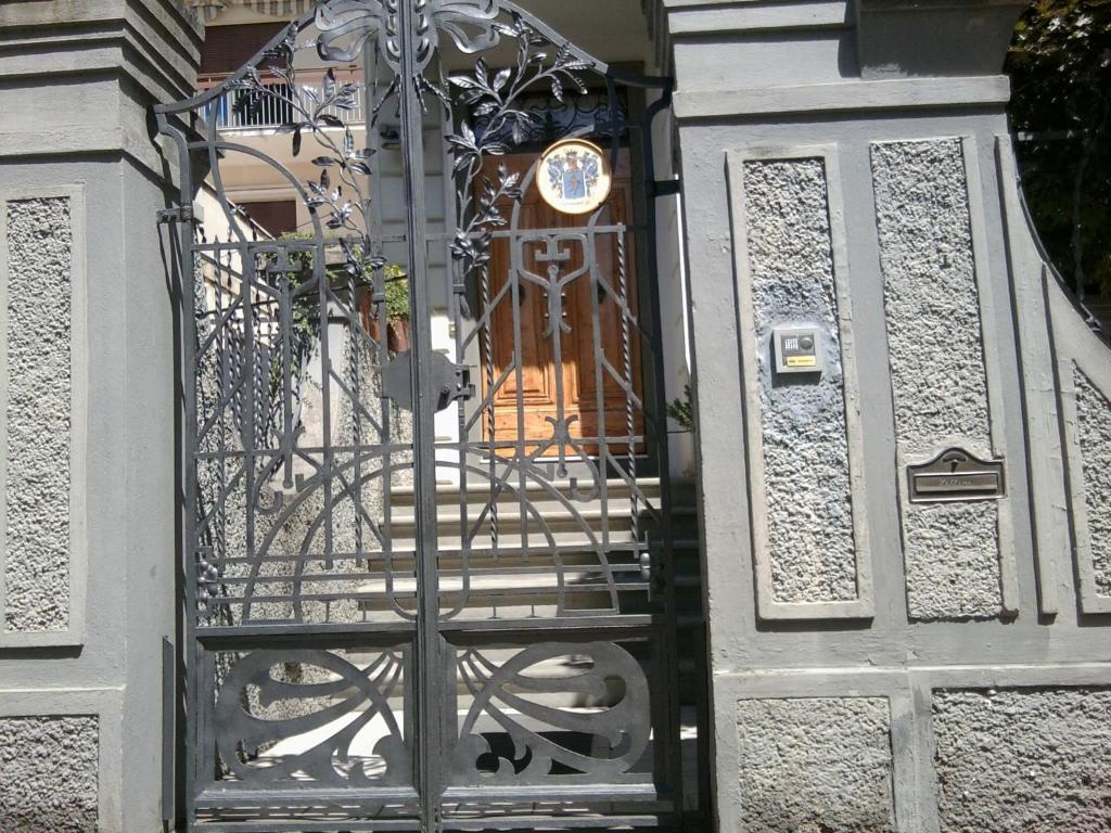 Tarussio Hotel Arezzo Exterior foto
