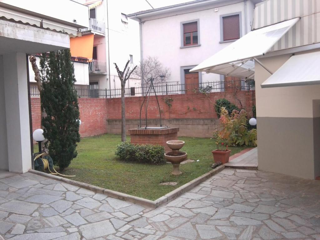 Tarussio Hotel Arezzo Exterior foto